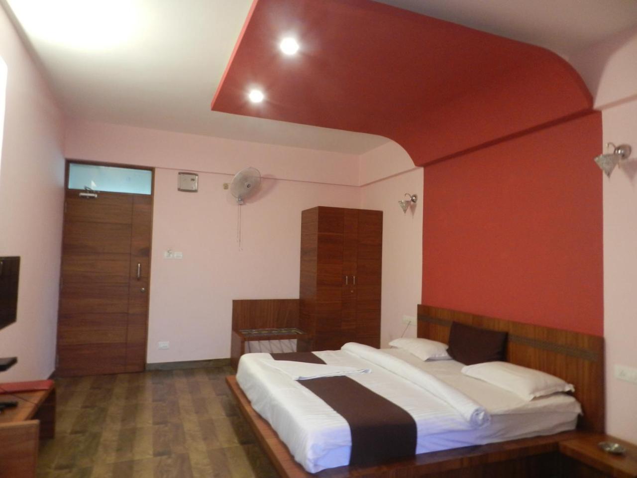 Kaglipur Park Hotel And Resort מראה חיצוני תמונה
