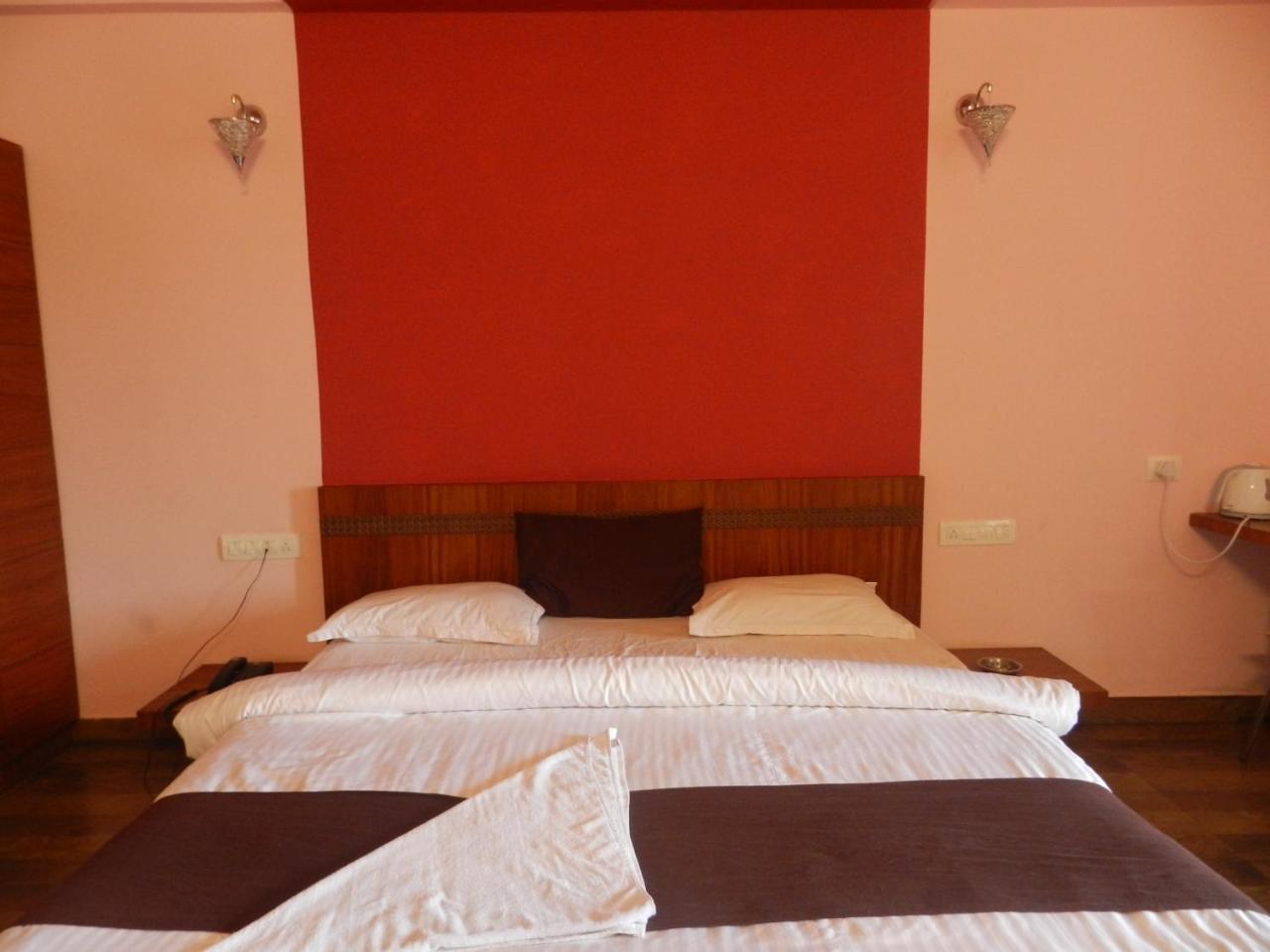 Kaglipur Park Hotel And Resort מראה חיצוני תמונה